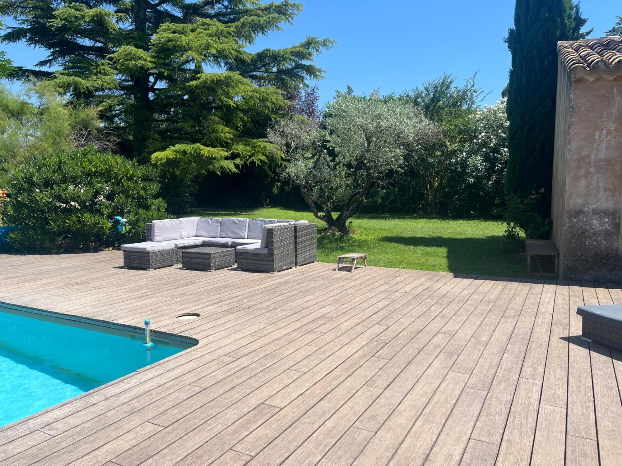 Le P'tit Bonheur-piscine Chauffee-clim-park * Carpentras