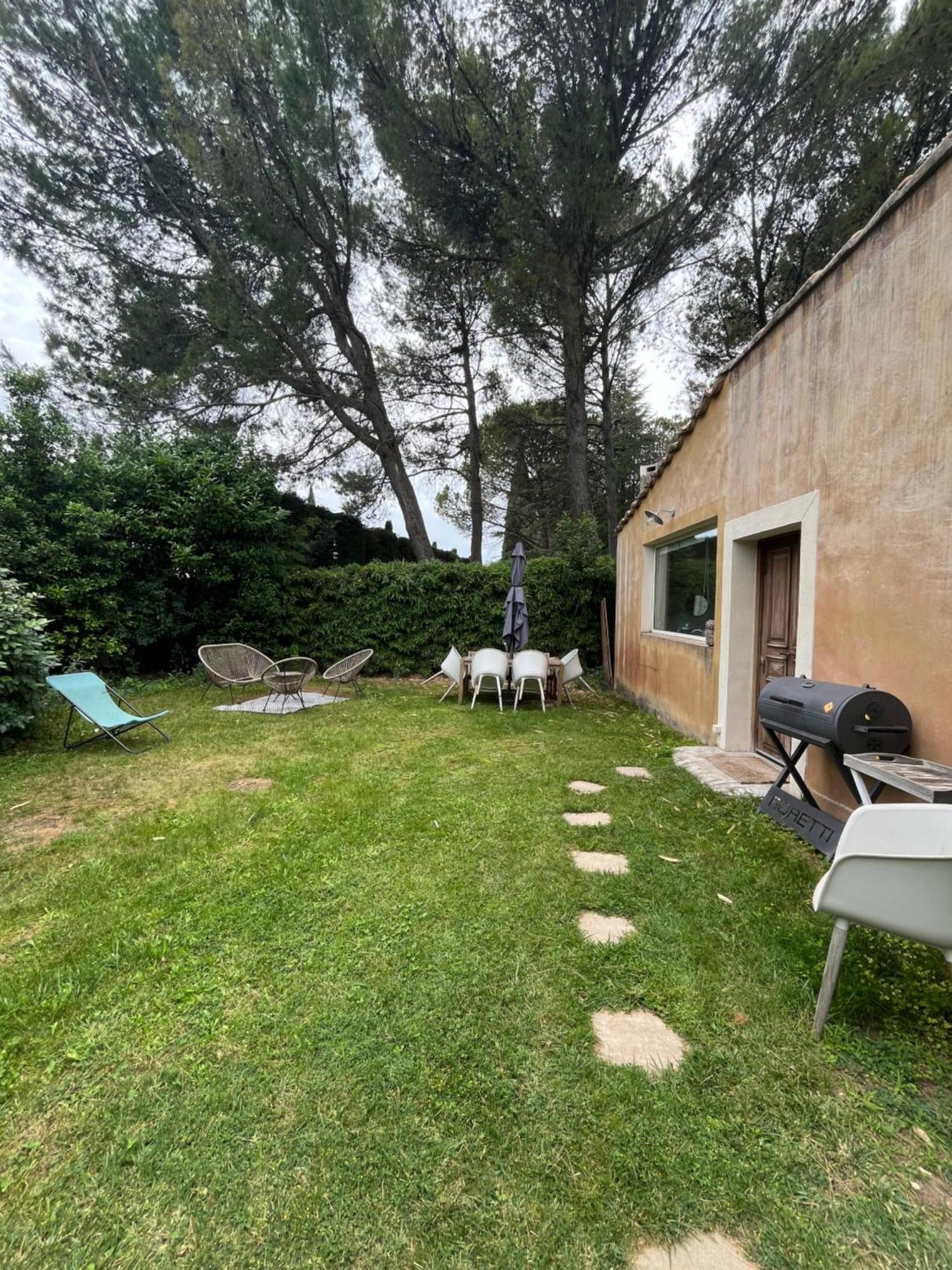 Appartement Le P'tit Bonheur-piscine Chauffee-clim-park *